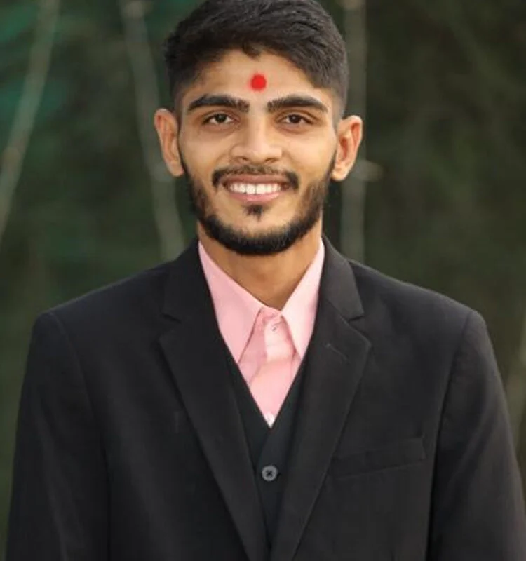 MR YASH PRAVINBHAI PATEL